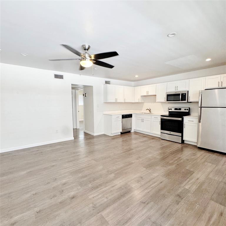 5010 San Jacinto Street 201 Property Photo 1
