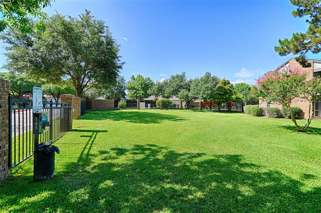 4067 Beltway Drive 122 Property Photo 19