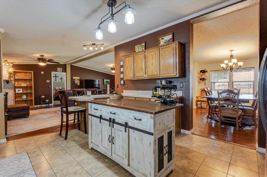 3637 Highway 281 Property Photo 11