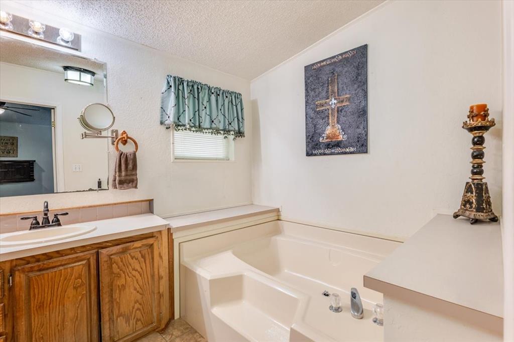 3637 Highway 281 Property Photo 17