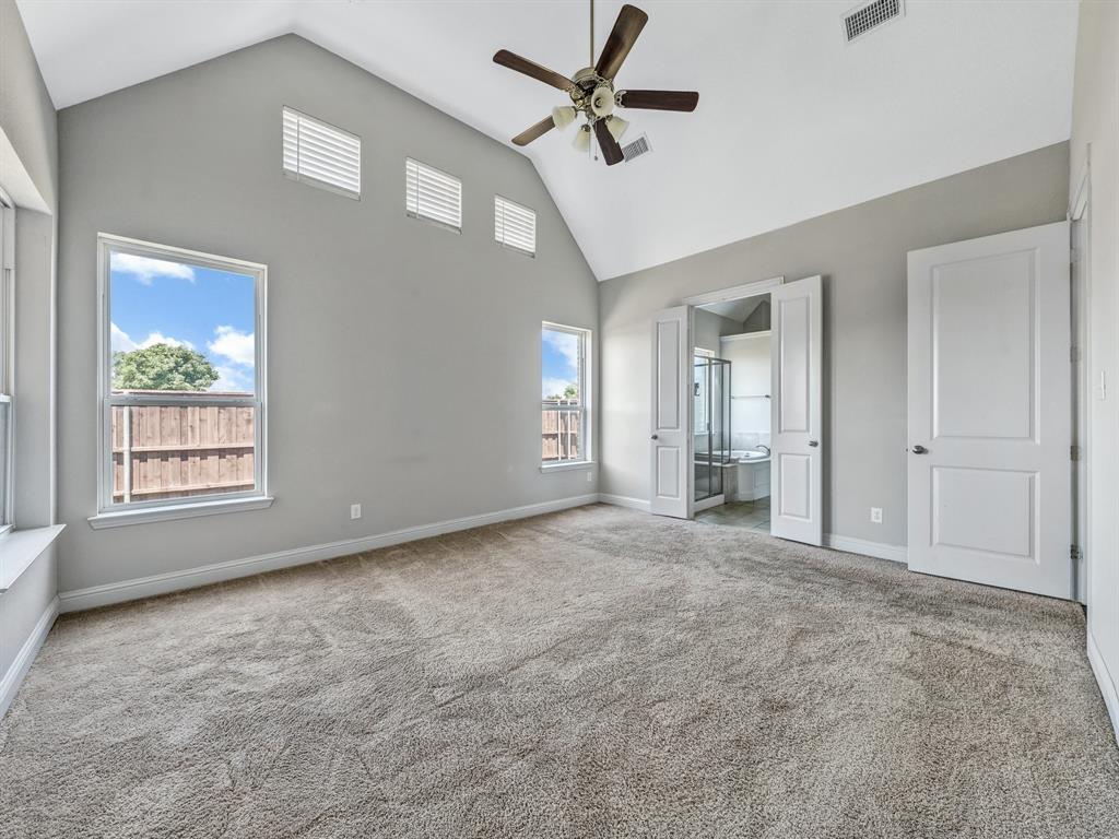 1121 Ranch Gate Lane Property Photo 8