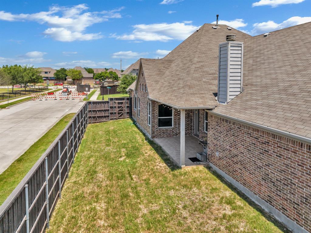 1121 Ranch Gate Lane Property Photo 23