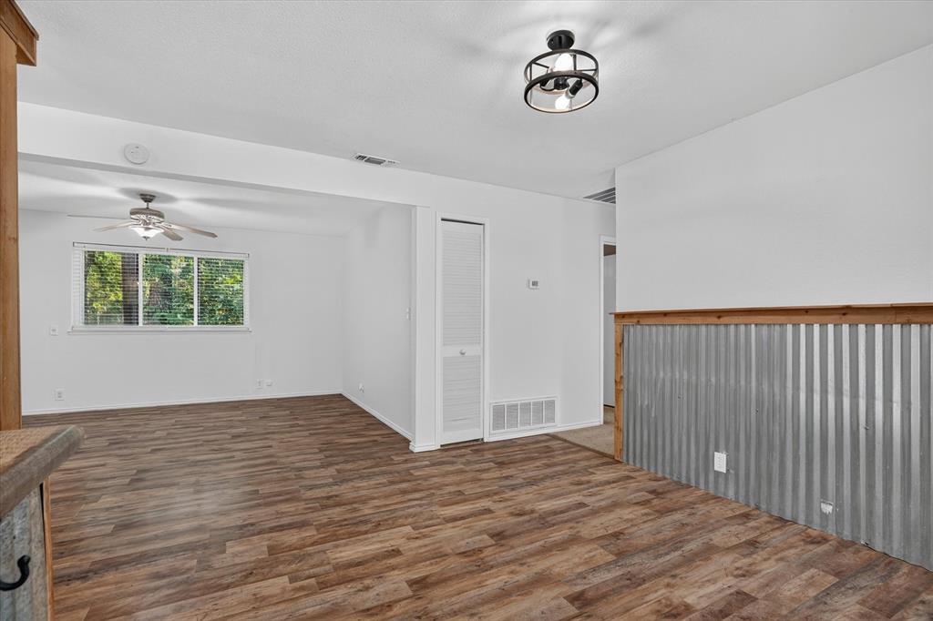 186 Garnet Road Property Photo 6