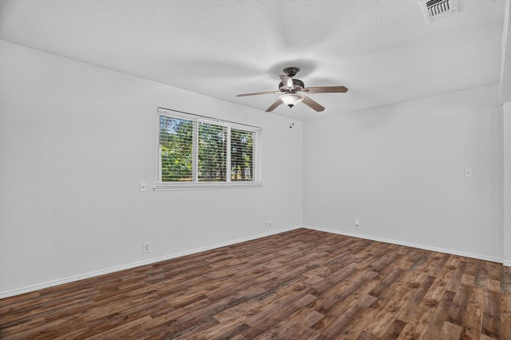 186 Garnet Road Property Photo 18