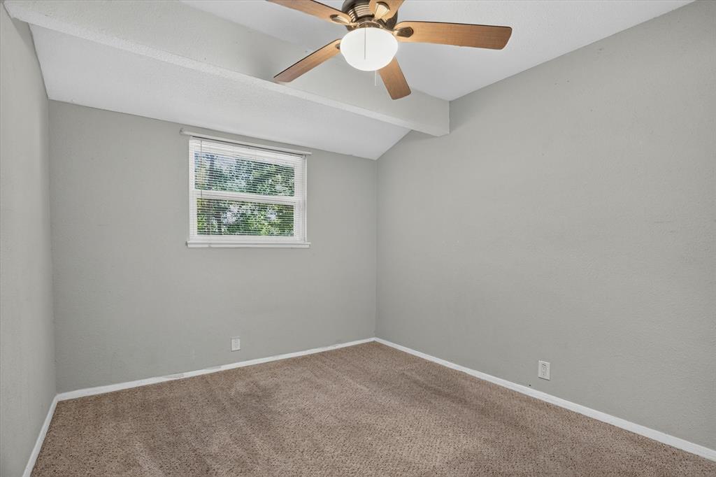 186 Garnet Road Property Photo 21