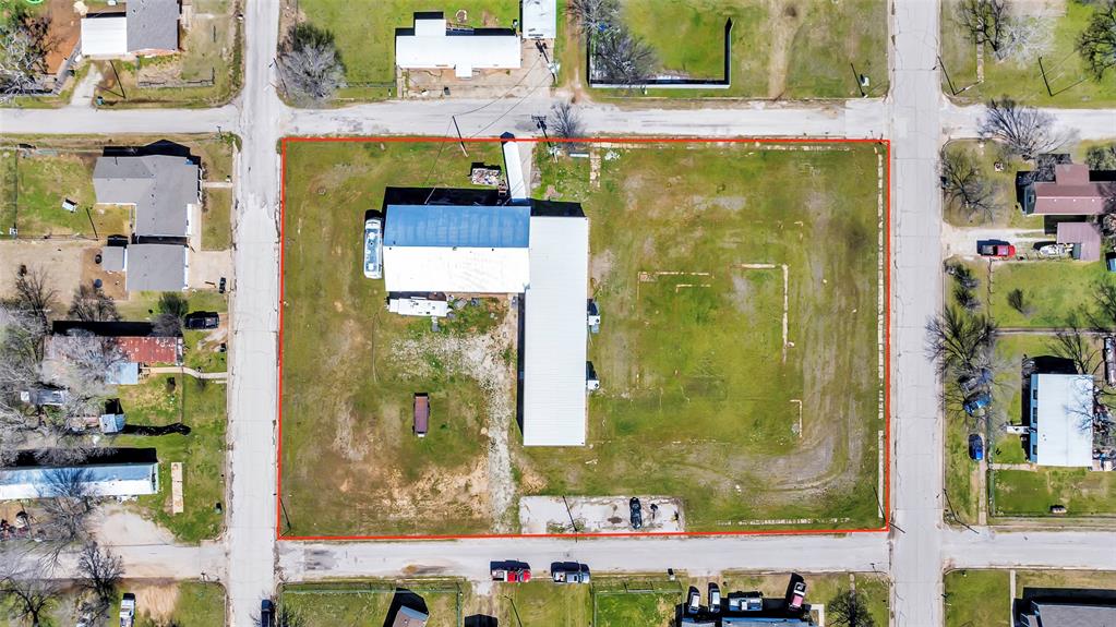 121 Davis St. Corner Property Photo 8