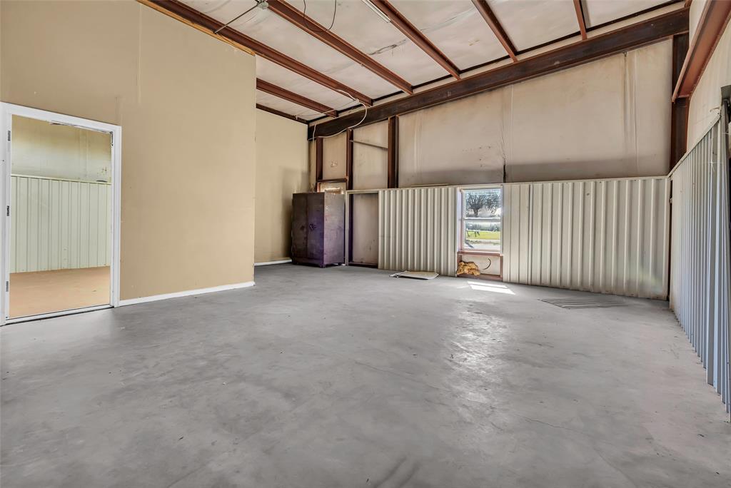 121 Davis St. Corner Property Photo 10