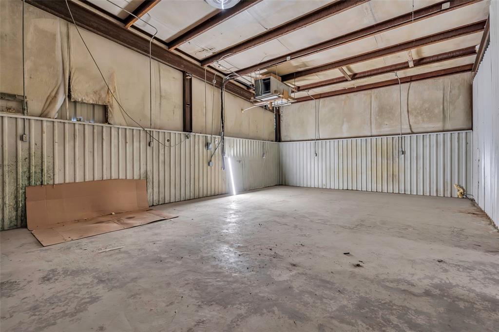 121 Davis St. Corner Property Photo 24