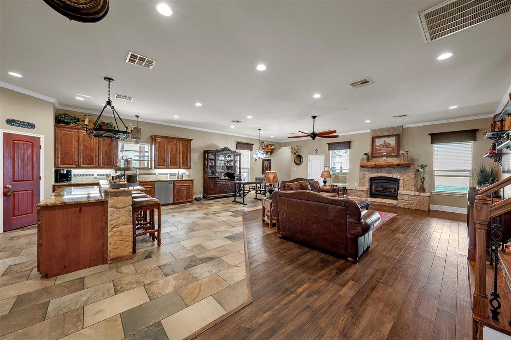 180 Hcr 2224 Property Photo 5