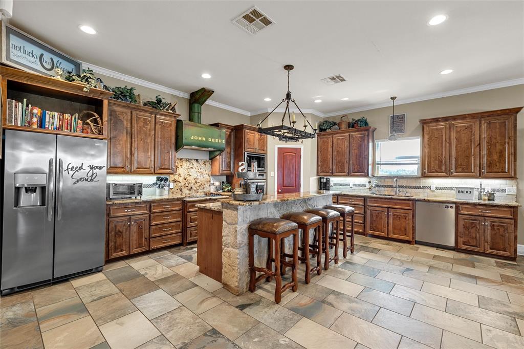 180 Hcr 2224 Property Photo 8