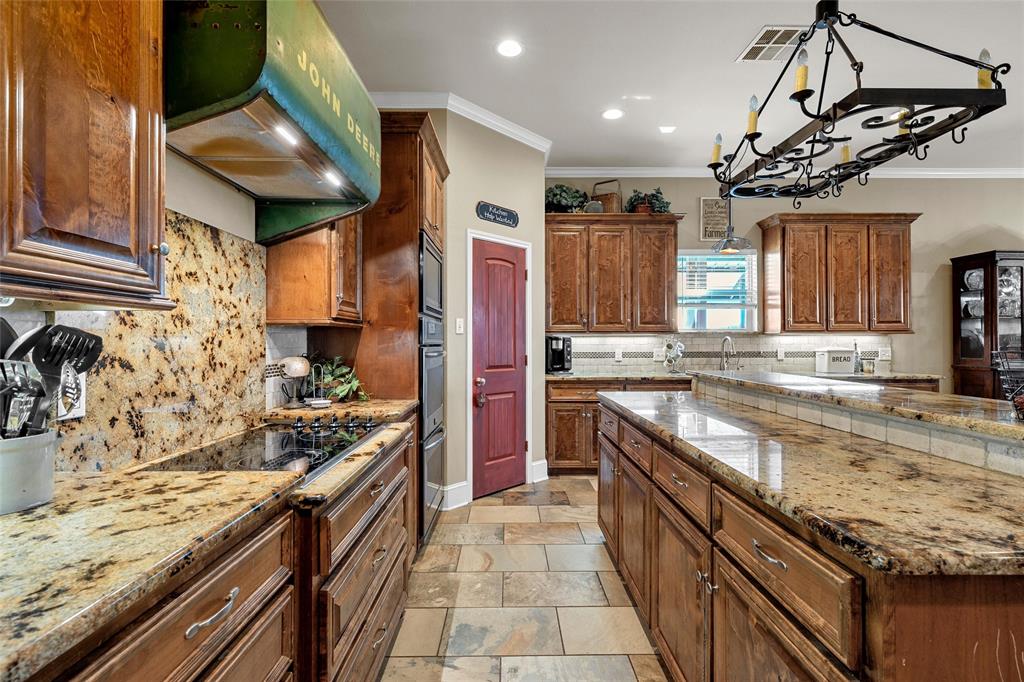 180 Hcr 2224 Property Photo 10