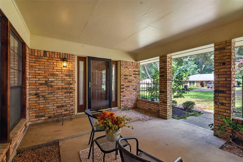 3302 Pine Haven Lane Property Photo 5