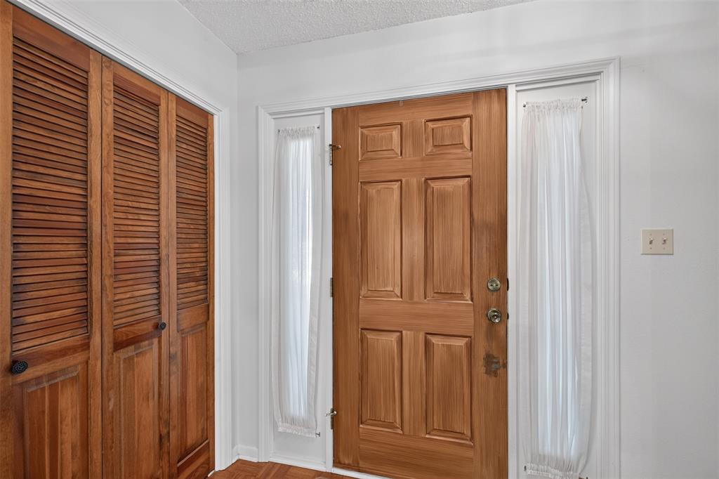 3302 Pine Haven Lane Property Photo 6