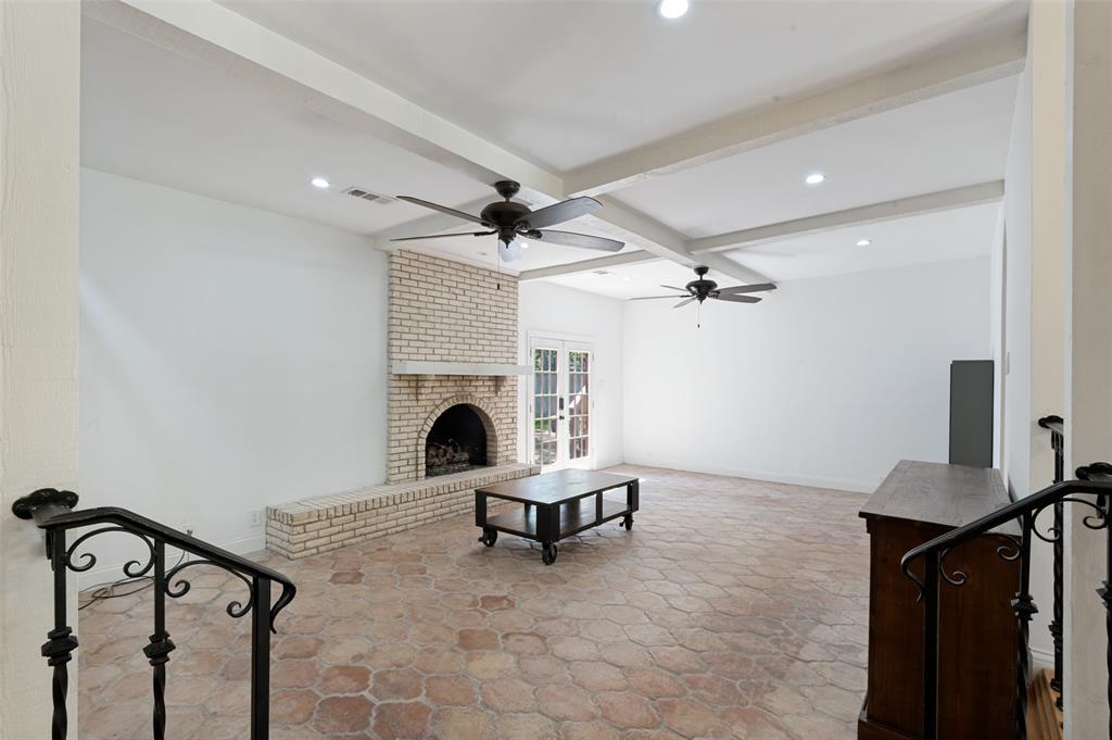 3202 Coronado Street Property Photo 13