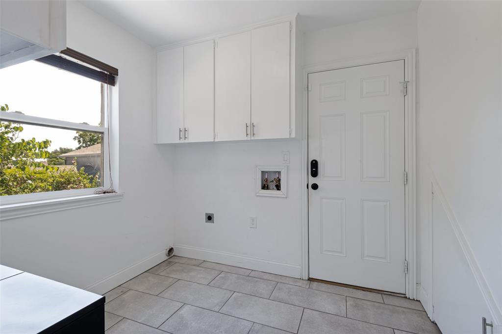 3202 Coronado Street Property Photo 33