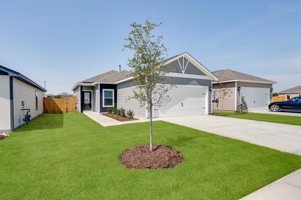 8313 White Wolf Trail Property Photo 1