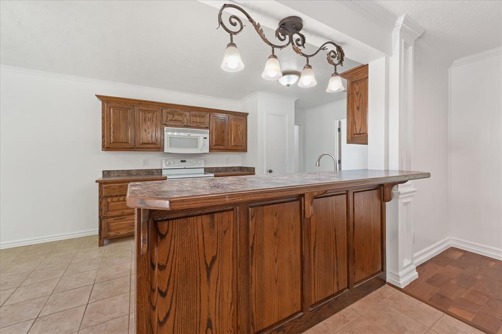 718 Ridgecrest Circle Property Photo 8