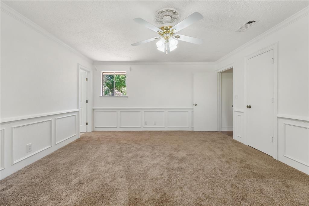 718 Ridgecrest Circle Property Photo 18