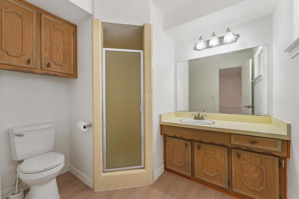 718 Ridgecrest Circle Property Photo 19
