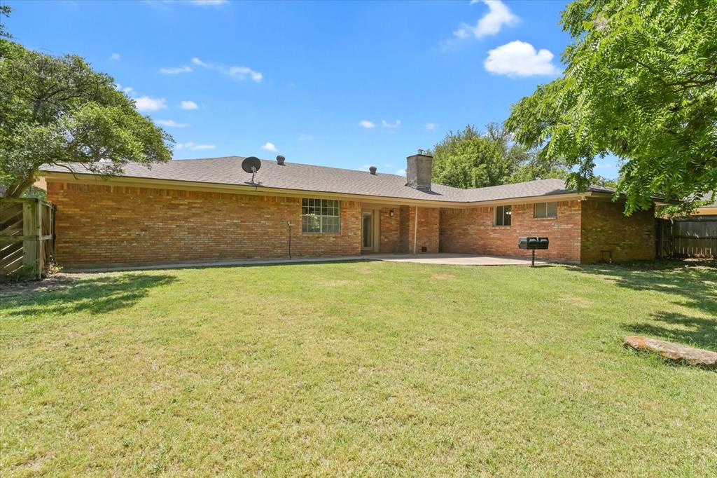 718 Ridgecrest Circle Property Photo 24