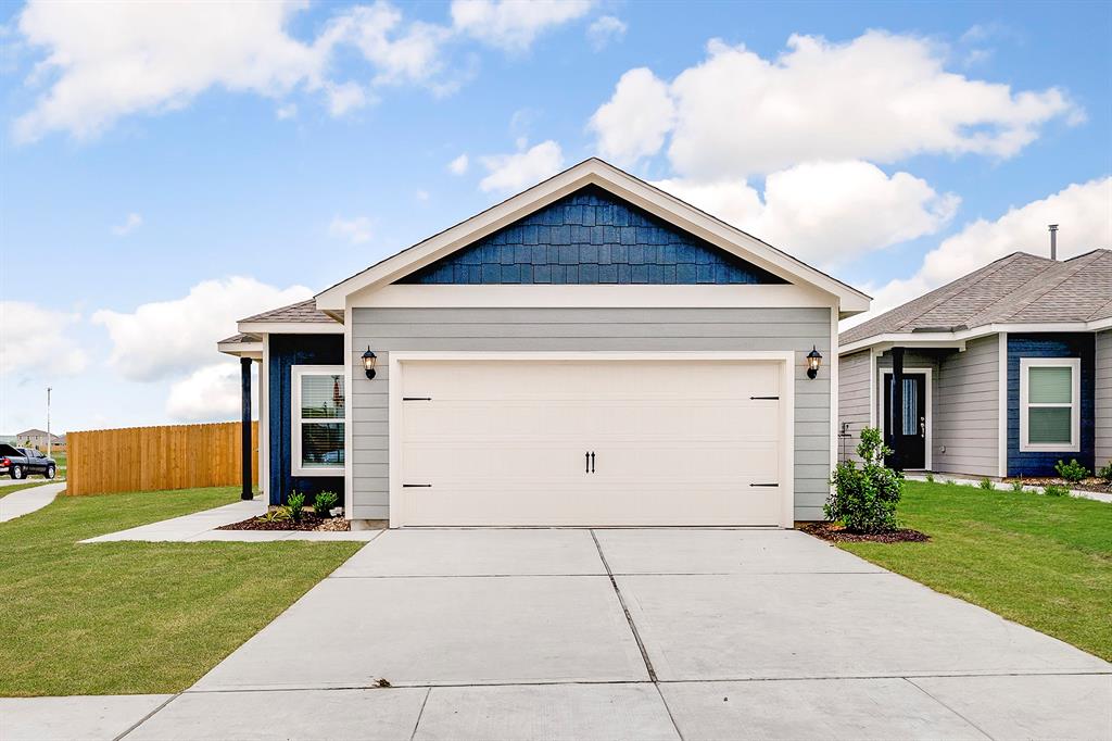 8417 White Wolf Trail Property Photo 1
