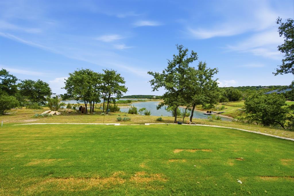 640 Sunfish Point Property Photo 6