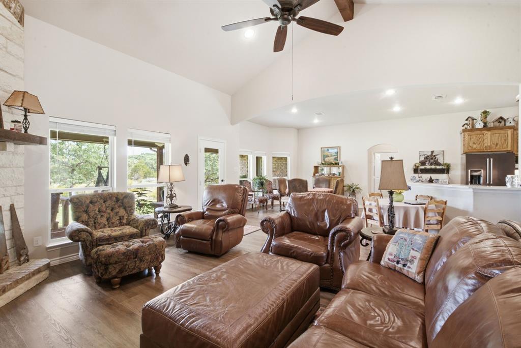 640 Sunfish Point Property Photo 15