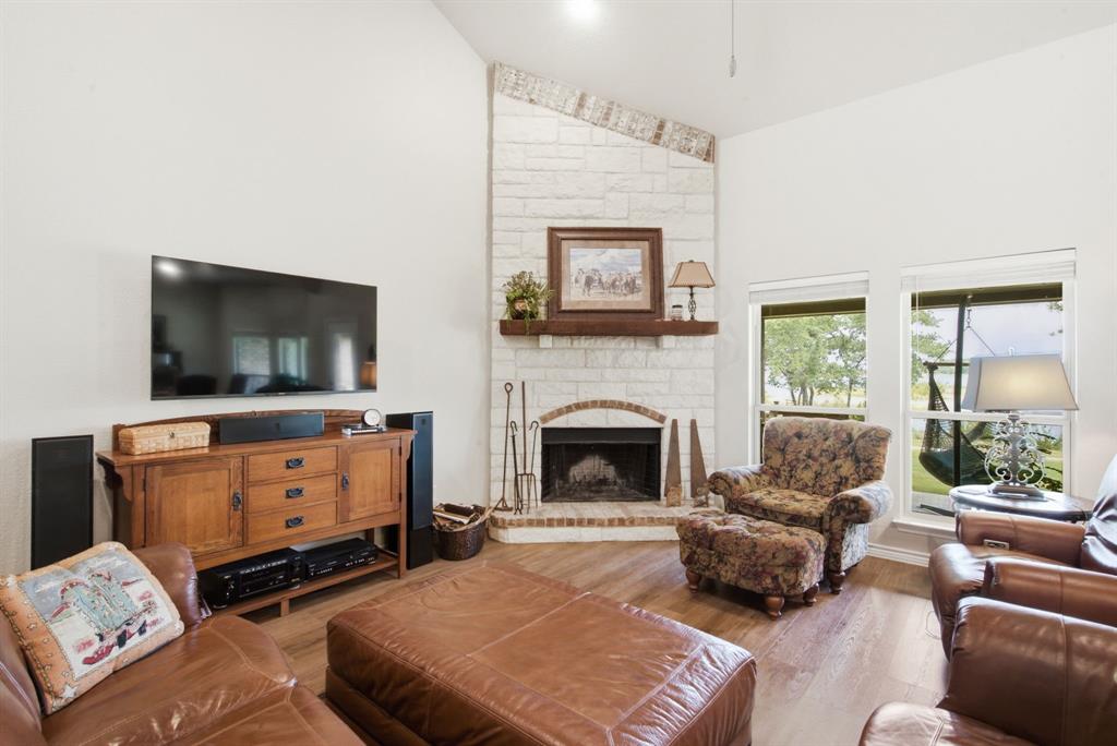 640 Sunfish Point Property Photo 16