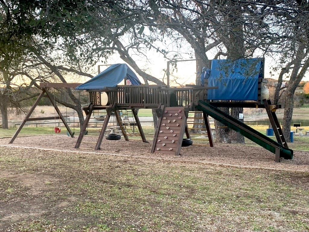 640 Sunfish Point Property Photo 38