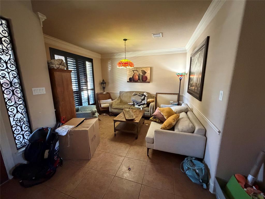 4805 Eddleman Drive Property Photo 2