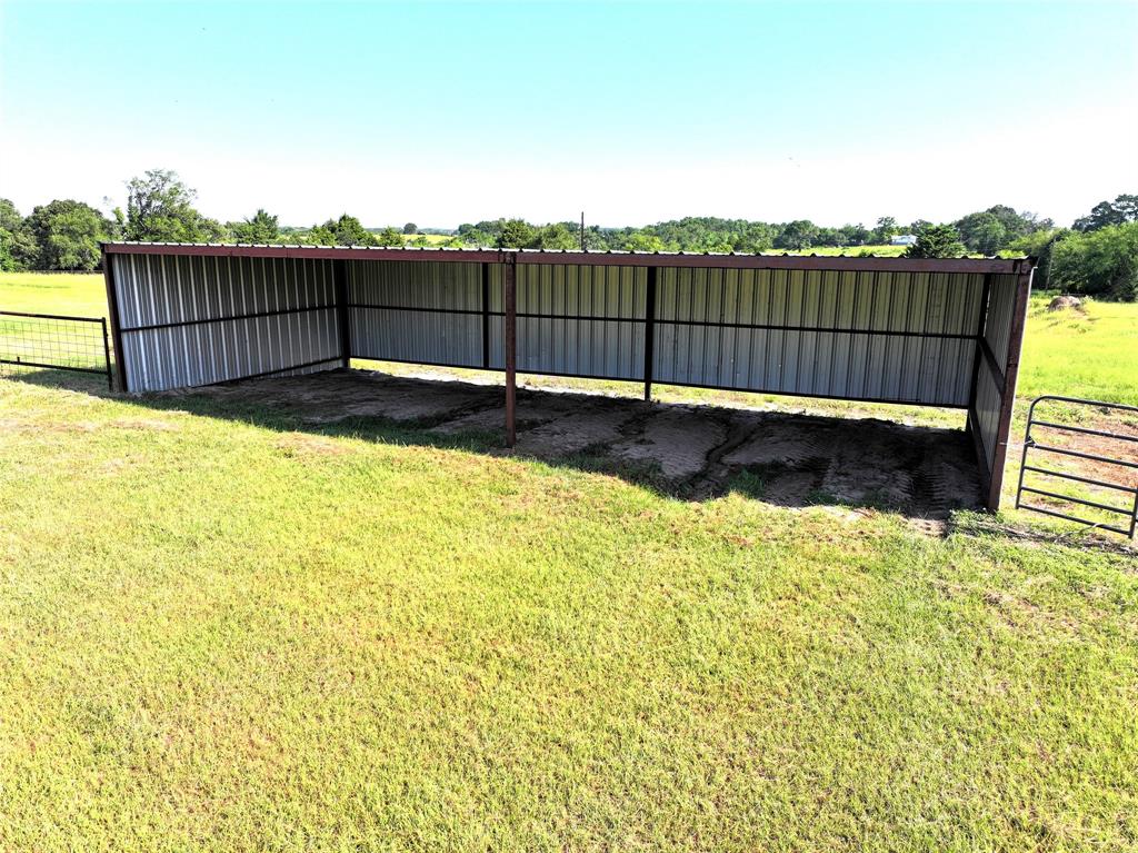 11465 County Road 3904 Property Photo 6
