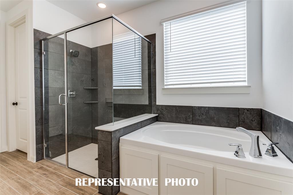 6982 Claystone Drive Property Photo 10