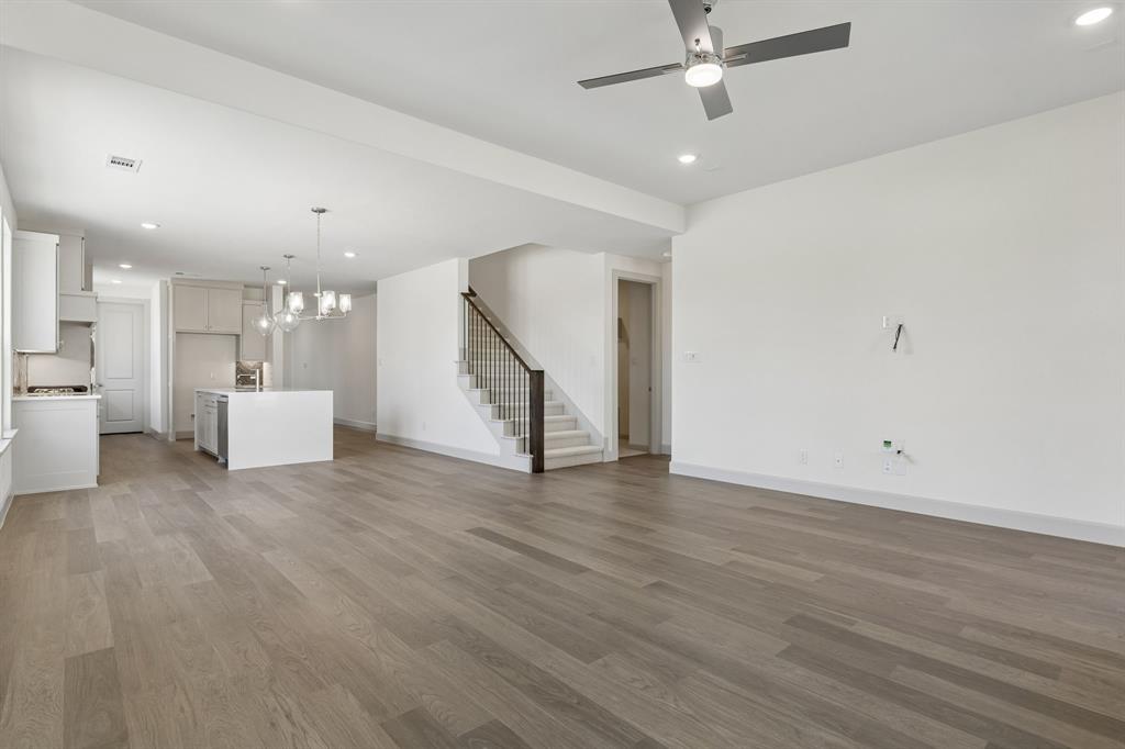 6982 Claystone Drive Property Photo 10