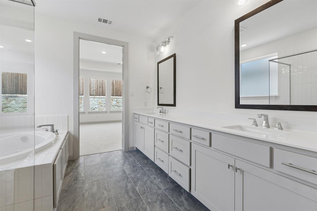 6982 Claystone Drive Property Photo 12