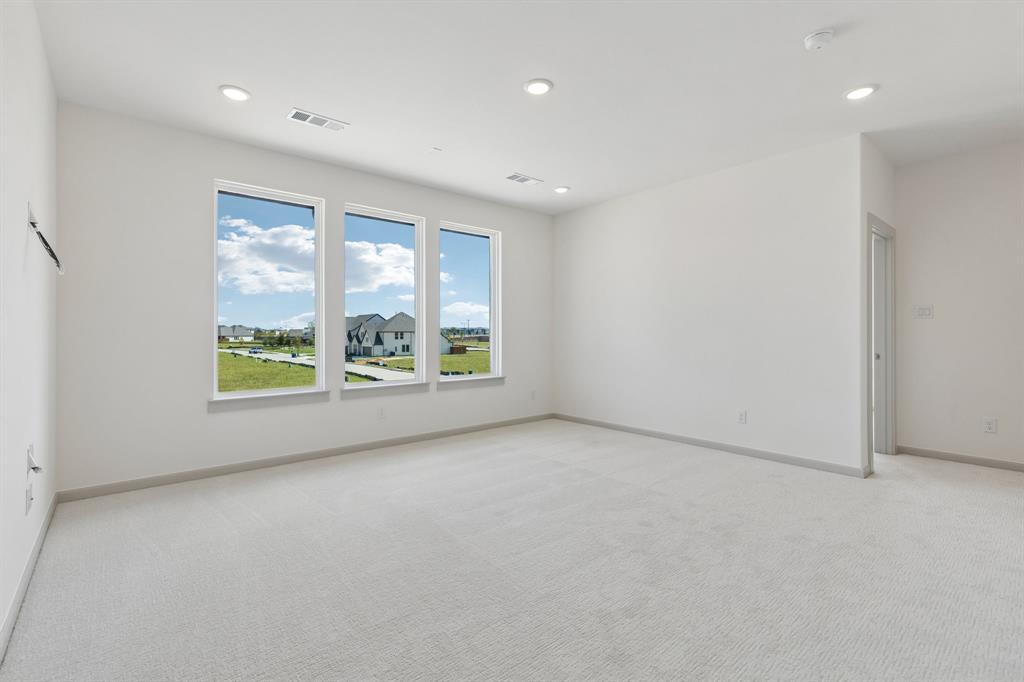 6982 Claystone Drive Property Photo 14