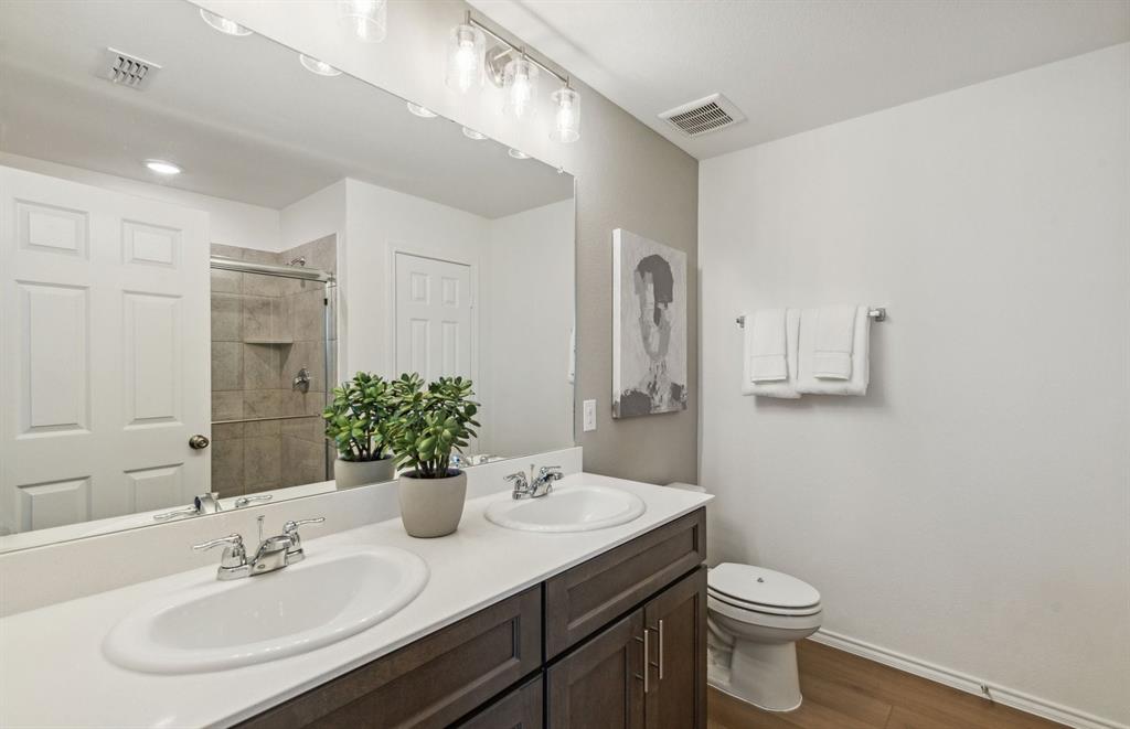 2465 Arbutus Drive Property Photo 16