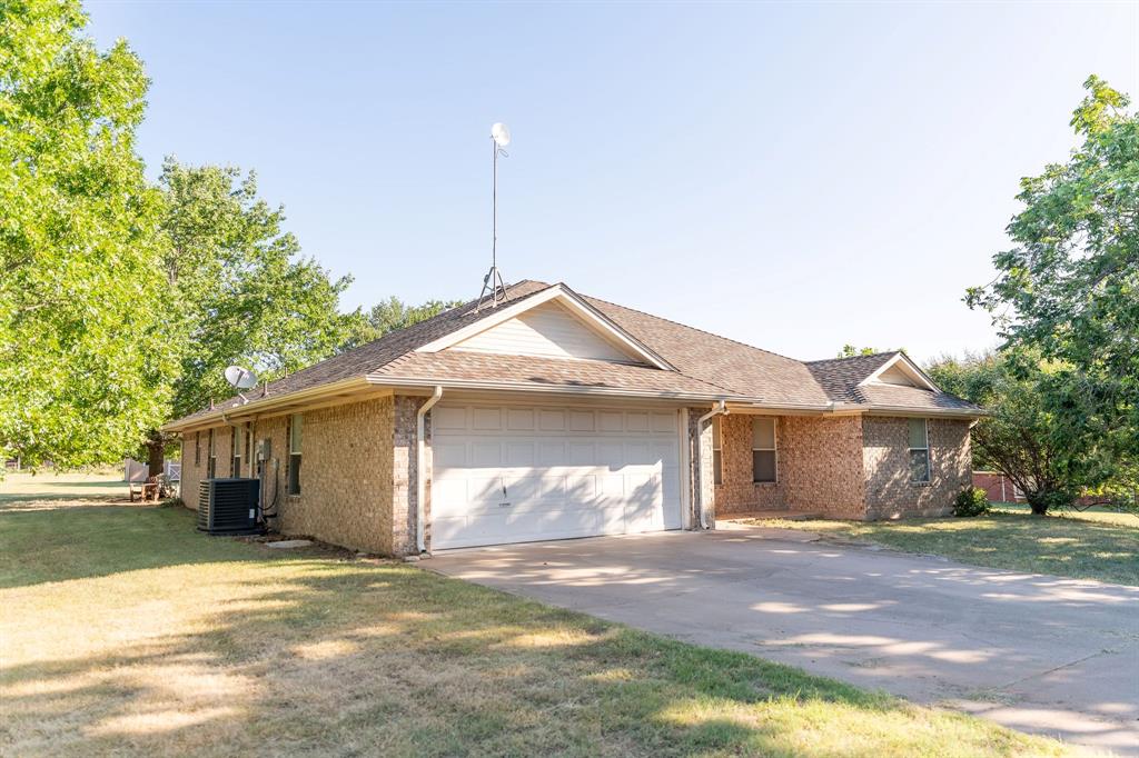 1193 County Road 318 Property Photo 4