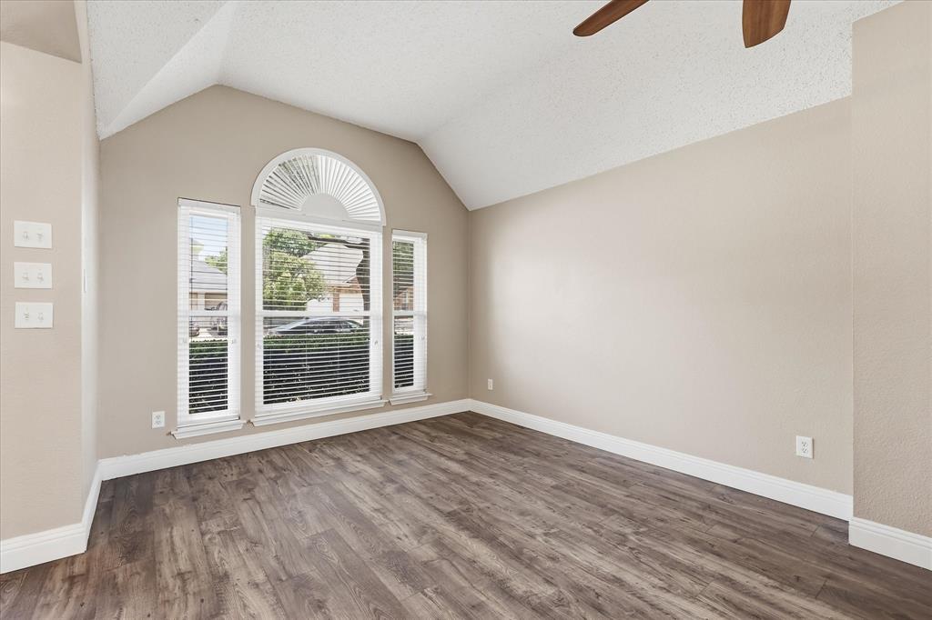 5541 Cranberry Drive Property Photo 4