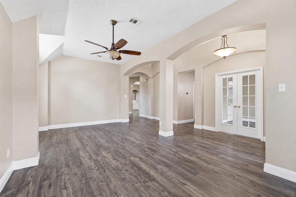 5541 Cranberry Drive Property Photo 5