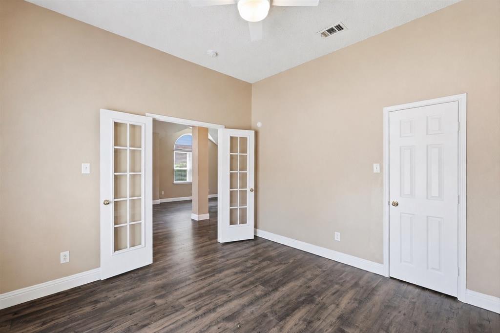 5541 Cranberry Drive Property Photo 6