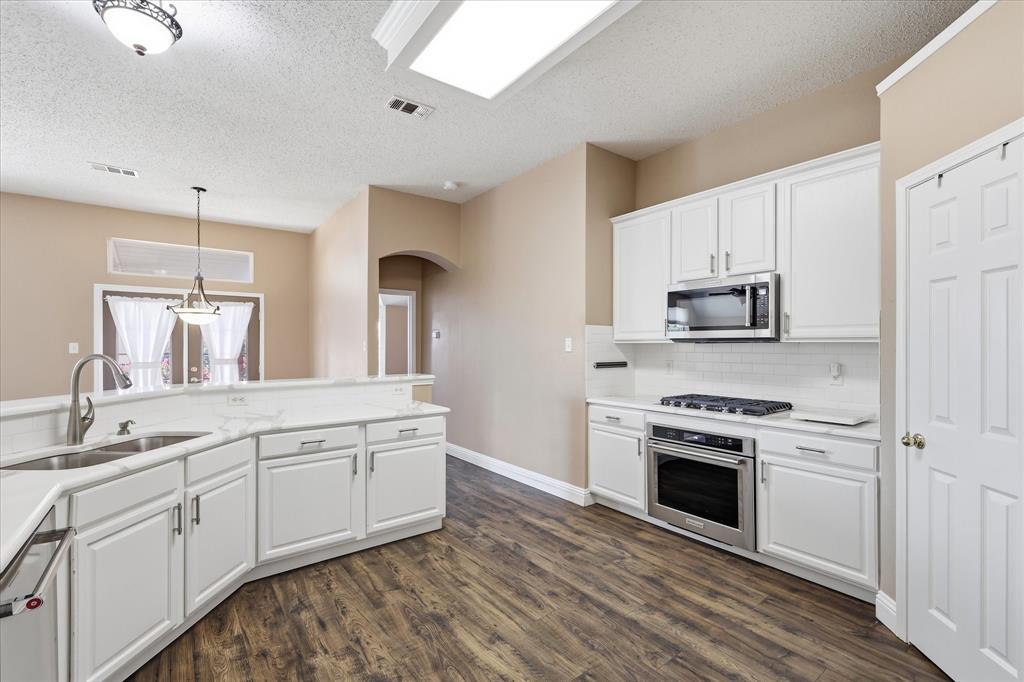 5541 Cranberry Drive Property Photo 14