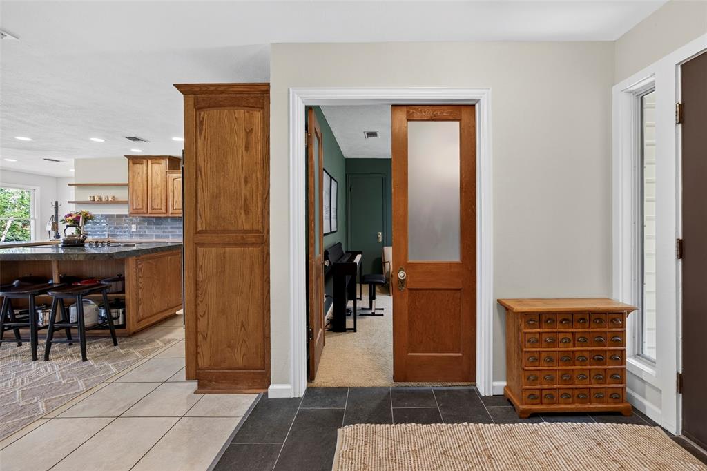 4601 Oak Drive Property Photo 10