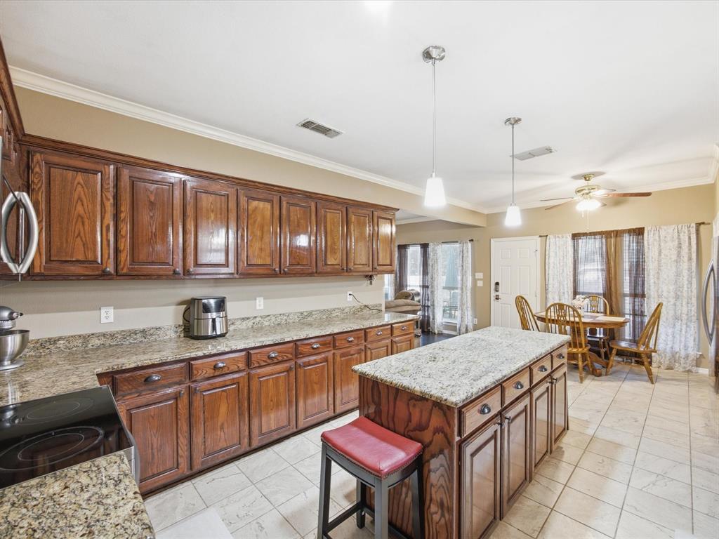 5004 Vaquero Drive Property Photo 12