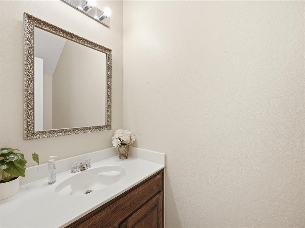 5004 Vaquero Drive Property Photo 22
