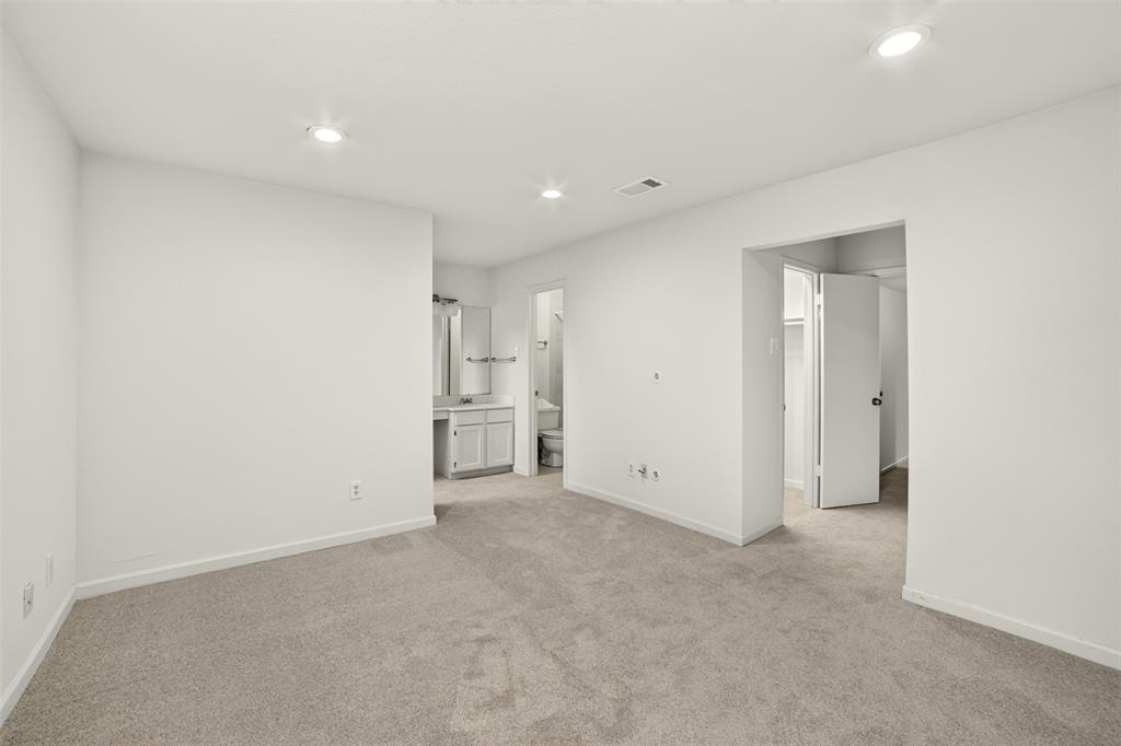 5335 Bent Tree Forest Drive 213 Property Photo 19