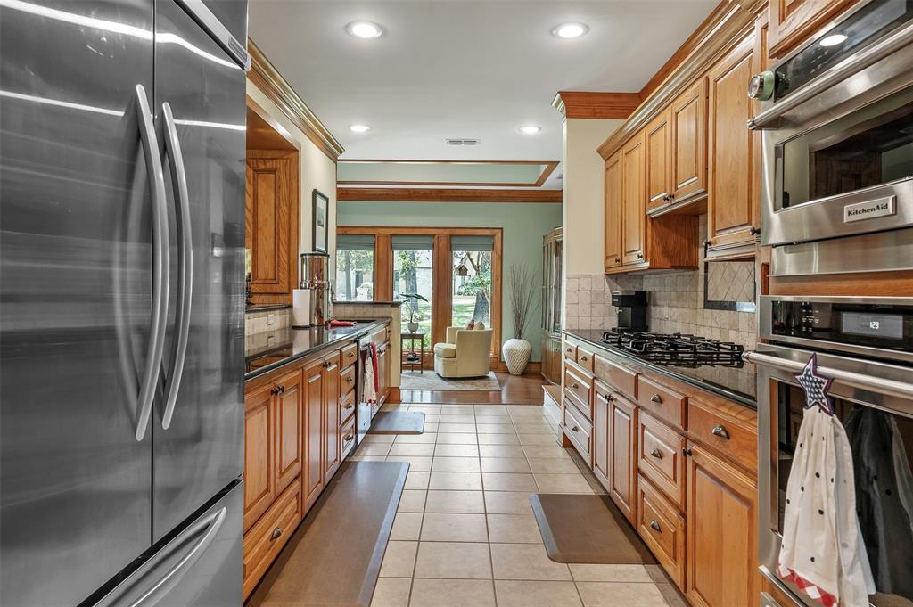 100 Red Oak Property Photo 8