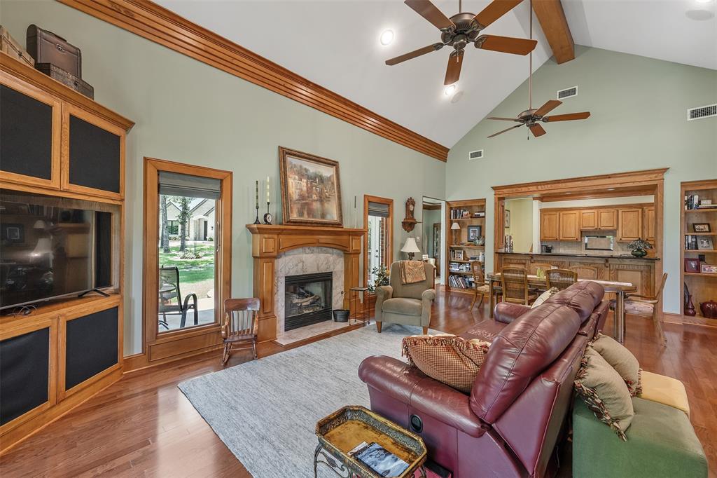 100 Red Oak Property Photo 16