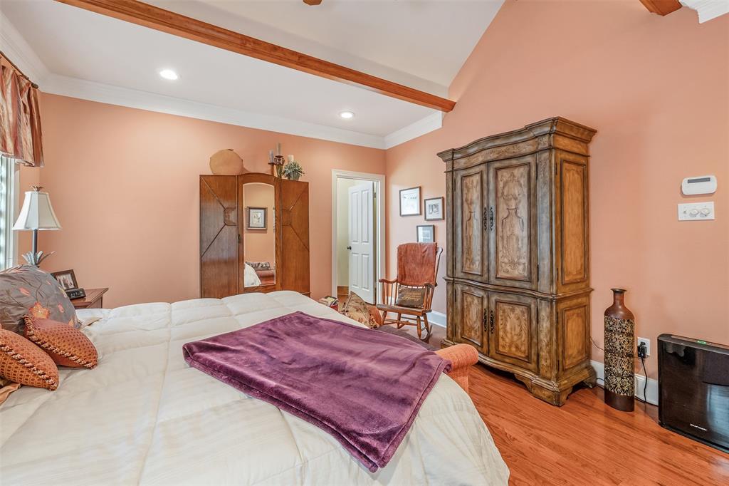 100 Red Oak Property Photo 17