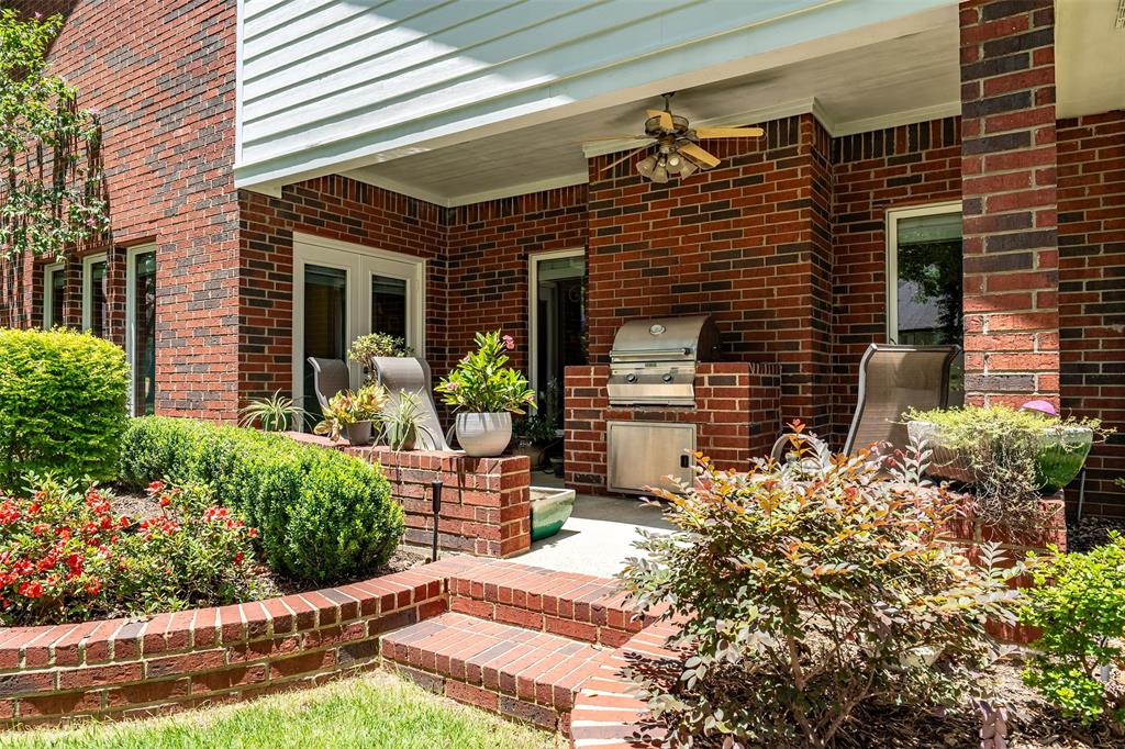 100 Red Oak Property Photo 35