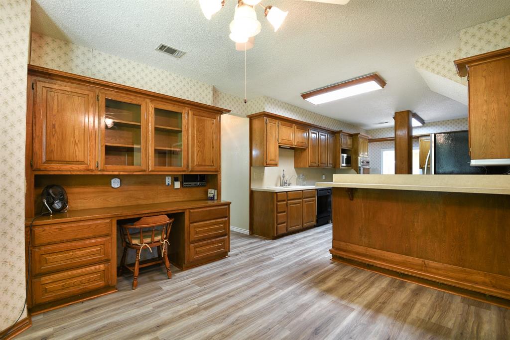 1027 Sherman Drive Property Photo 10